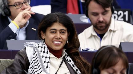 Rima Hassan en garde à vue : l'immunité parlementaire écartée