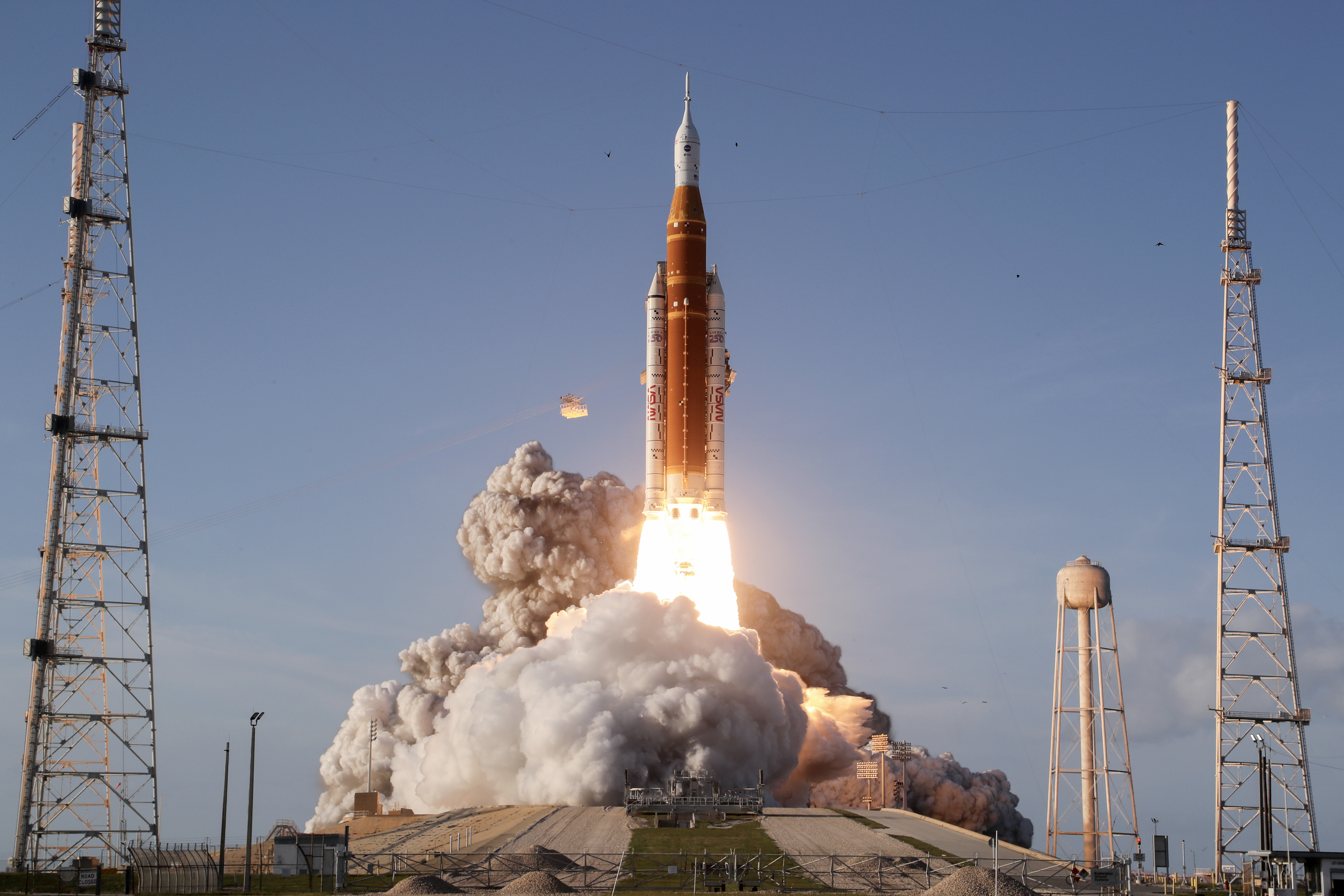 Artemis II : les astronautes NASA face aux bugs Outlook dans l'espace