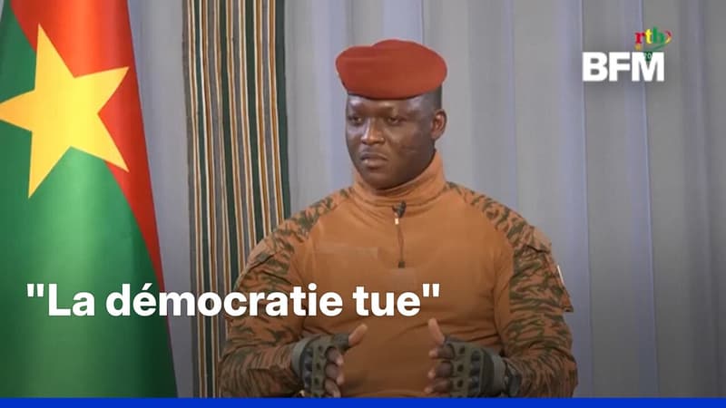Traoré appelle les Burkinabés à « oublier la démocratie »