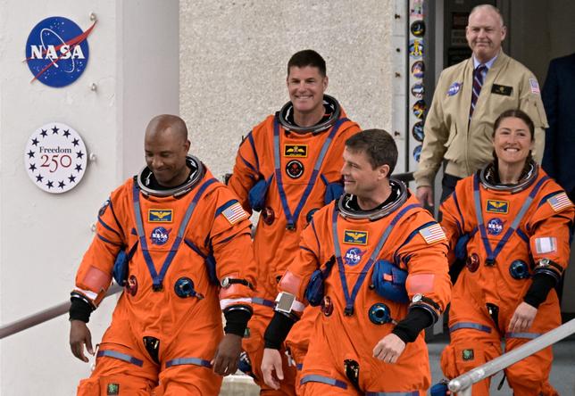 Artemis II : les astronautes dévoilent leurs premières photos de la Terre
