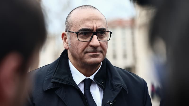 500 vacataires recrutés pour réduire les délais des titres de séjour