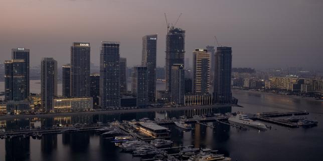 Dubaï : Palm Jumeirah vidé par la guerre, les palaces bradés